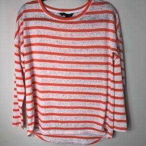 Kiara pullover top